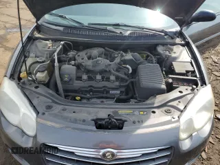2005 Chrysler Sebring Touring z VIN 1C3EL55R95N535697, wystawiony jako Copart lot #61368865 z przebiegiem 120 596 mil mil oraz Czysty tytuł • Clean title. Historia ofert i sprzedaży dostępna na DreamBid. Obrazek 11.