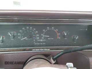 1993 Buick Roadmaster Ltd with VIN 1G4BT5375PR407710, listed as a Copart auction lot 82696974 with 130,141 mi miles and Salvage Title. Bid and sale history available at DreamBid. Image 9.