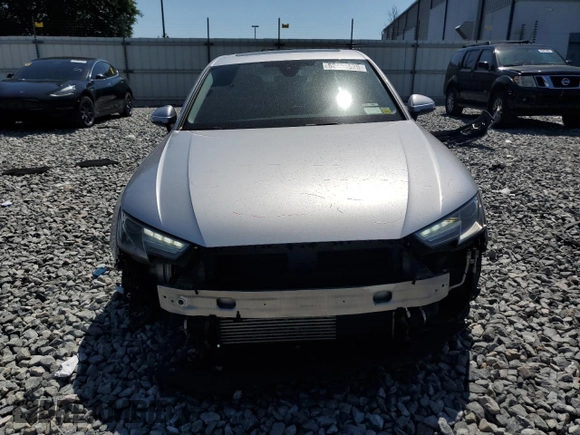 2017 Audi A4 Premium z VIN WAUANAF45HN002523, wystawiony jako Copart lot #52421625 z przebiegiem 83 970 mil mil oraz Szkoda całkowita • Salvage title. Historia ofert i sprzedaży dostępna na DreamBid. Obrazek 5.