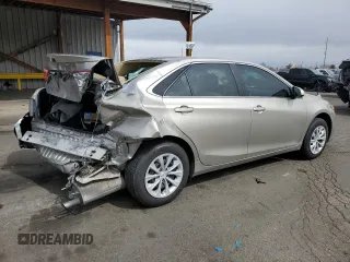 2015 Toyota Camry XLE with VIN 4T4BF1FK8FR512064, listed as a Copart auction lot 48870315 with 54,069 mi miles and Salvage Title. Bid and sale history available at carsss.com. Image 3.