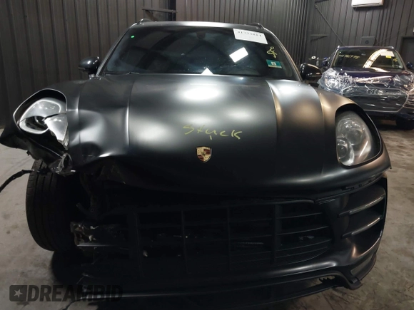 2015 Porsche Macan S with VIN WP1AB2A55FLB62653, listed as a IAAI auction lot 41733814 with 83,931 mi miles and . Bid and sale history available at DreamBid. Image 12.