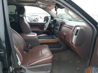 2015 Chevrolet Silverado 1500 High Country with VIN 3GCUKTECXFG519223, listed as a IAAI auction lot 41323401 with 170,722 mi miles. Bid and sale history available at carsss.com. Image 5.