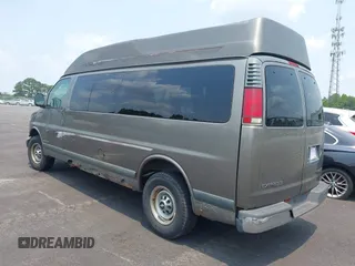 2001 Chevrolet City Express Cargo z VIN 1GBHG39R111196645, wystawiony jako IAAI lot #42415730 z przebiegiem 102 395 mil mil oraz . Historia ofert i sprzedaży dostępna na DreamBid. Obrazek 3.