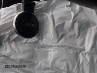 2009 MINI Hardtop S с VIN WMWMF73509TW82449, выставлен на аукционе IAAI как лот 42304286 с пробегом Не указан миль и . История ставок и продаж доступна на DreamBid. Изображение 11.