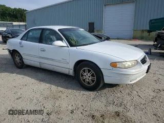 2000 Buick Regal LS with VIN 2G4WB55K1Y1212493, listed as a Copart auction lot 68513664 with 0 mi miles and Salvage Title. Bid and sale history available at carsss.com. Image 4.