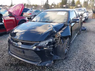 2015 Scion tC z VIN JTKJF5C74FJ010874, wystawiony jako IAAI lot #41496551 z przebiegiem 132 586 mil mil oraz . Historia ofert i sprzedaży dostępna na DreamBid. Obrazek 17.