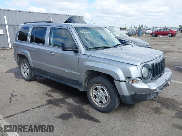 2015 Jeep Patriot Sport with VIN 1C4NJRBB1FD269387, listed as a IAAI auction lot 42111334 with 175,512 mi miles and . Bid and sale history available at carsss.com. Image 1.
