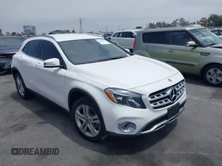 2018 Mercedes-Benz GLA 250 z VIN WDCTG4EBXJJ479396, wystawiony jako IAAI lot #42432247 z przebiegiem 83 856 mil mil oraz . Historia ofert i sprzedaży dostępna na DreamBid. Obrazek 1.