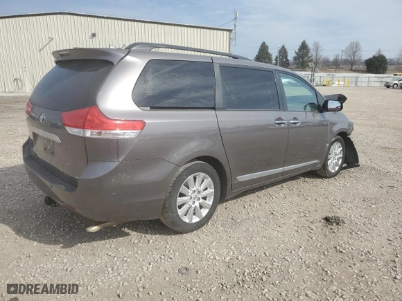 2014 Toyota Sienna XLE with VIN 5TDYK3DC5ES480883, listed as a Copart auction lot 47974995 with 192,316 mi miles and Salvage Title. Bid and sale history available at carsss.com. Image 3.