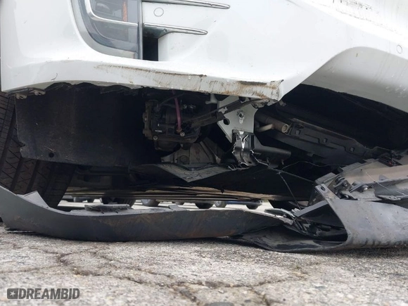 2016 Tesla Model X 70D with VIN 5YJXCBE2XGF013295, listed as a IAAI auction lot 41862736 with 96,190 mi miles. Bid and sale history available at carsss.com. Image 6.
