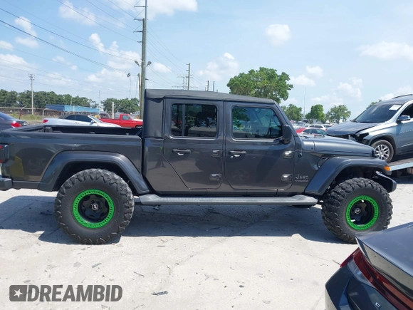 2021 Jeep Gladiator Freedom с VIN 1C6HJTAG2ML512027, выставлен на аукционе IAAI как лот 42333415 с пробегом 60 849 миль миль и . История ставок и продаж доступна на DreamBid. Изображение 13.
