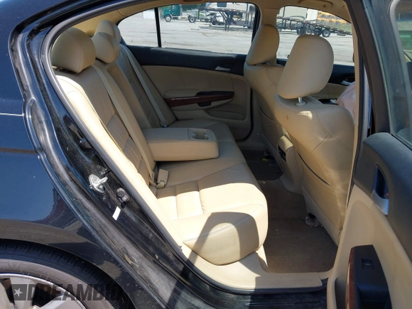 2012 Honda Accord EX-L z VIN 1HGCP3F82CA025702, wystawiony jako IAAI lot #42230409 z przebiegiem 197 848 mil mil oraz . Historia ofert i sprzedaży dostępna na DreamBid. Obrazek 8.