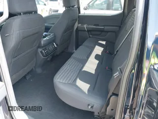 2023 Ford F-150 XL z VIN 1FTEW1CP0PKD72617, wystawiony jako IAAI lot #42642922 z przebiegiem 52 966 mil mil oraz . Historia ofert i sprzedaży dostępna na DreamBid. Obrazek 8.