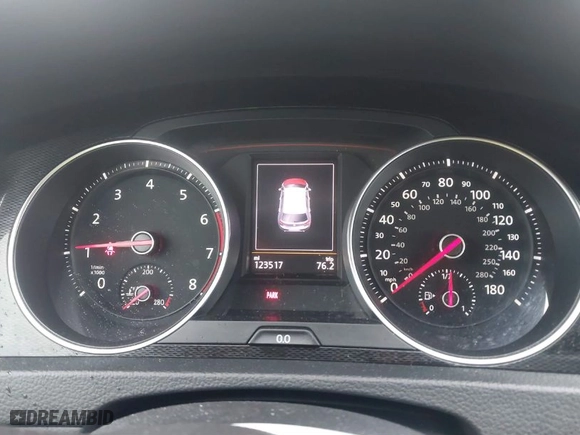 2015 Volkswagen Golf GTI Autobahn with VIN 3VW5T7AU7FM016917, listed as a IAAI auction lot 41566397 with 123,517 mi miles. Bid and sale history available at carsss.com. Image 7.