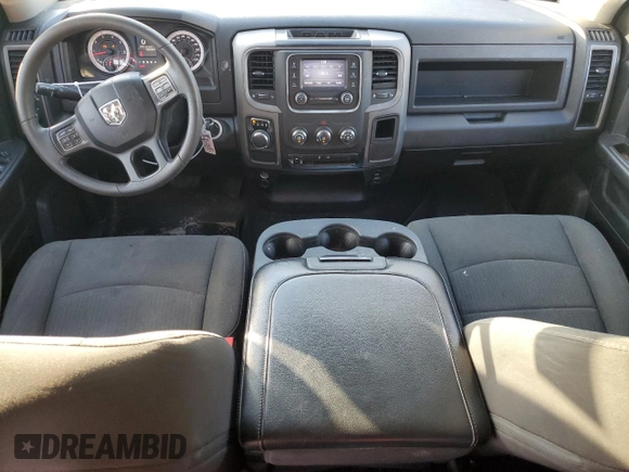 2023 Ram 1500 Tradesman z VIN 1C6RR6FG3PS520087, wystawiony jako Copart lot #73085414 z przebiegiem 38 259 mil mil oraz Szkoda całkowita • Salvage title. Historia ofert i sprzedaży dostępna na DreamBid. Obrazek 8.