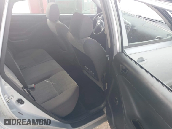 2008 Toyota Matrix STD with VIN 2T1KR32E28C700273, listed as a IAAI auction lot 42006015 with 223,646 mi miles and . Bid and sale history available at DreamBid. Image 8.