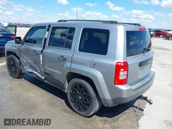 2014 Jeep Patriot Sport z VIN 1C4NJPBA7ED818830, wystawiony jako IAAI lot #42216964 z przebiegiem 144 909 mil mil oraz . Historia ofert i sprzedaży dostępna na DreamBid. Obrazek 3.