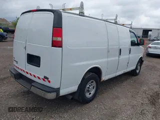 2012 Chevrolet Express Cargo z VIN 1GCWGFCGXC1102678, wystawiony jako IAAI lot #42379586 z przebiegiem 166 897 mil mil oraz . Historia ofert i sprzedaży dostępna na DreamBid. Obrazek 4.
