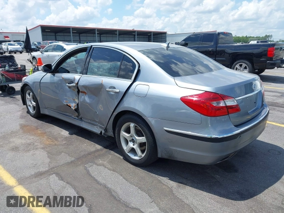 2013 Hyundai Genesis 3.8L with VIN KMHGC4DD1DU256345, listed as a IAAI auction lot 42187431 with 117,528 mi miles and . Bid and sale history available at DreamBid. Image 3.