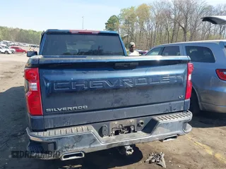 2021 Chevrolet Silverado 1500 LT with VIN 3GCUYDET7MG225635, listed as a IAAI auction lot 41907665 with 84,998 mi miles. Bid and sale history available at carsss.com. Image 16.
