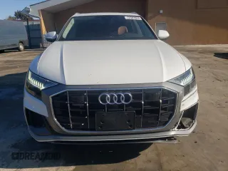 2023 Audi Q8 Premium Plus with VIN WA1EVBF13PD016600, listed as a Copart auction lot 72583044 with 31,983 mi miles and Salvage title. Bid and sale history available at DreamBid. Image 5.