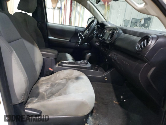 2018 Toyota Tacoma SR z VIN 5TFRX5GN7JX128181, wystawiony jako Copart lot #50954515 z przebiegiem 144 125 mil mil oraz Szkoda całkowita • Salvage title. Historia ofert i sprzedaży dostępna na DreamBid. Obrazek 10.