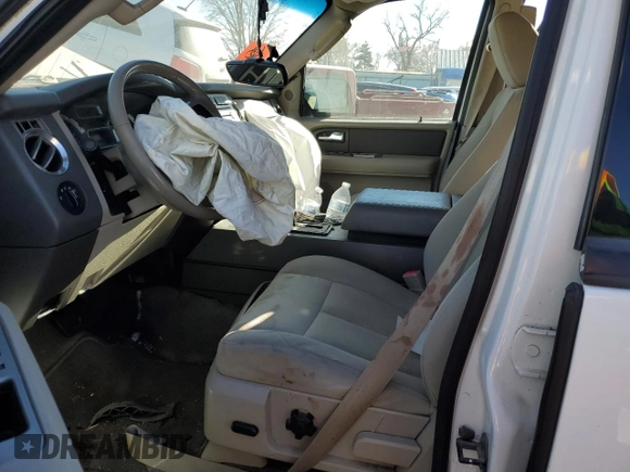 2010 Ford Expedition SSV with VIN 1FMJU1G58AEB57081, listed as a Copart auction lot 84215974 with Not provided miles and Salvage title. Bid and sale history available at DreamBid. Image 7.