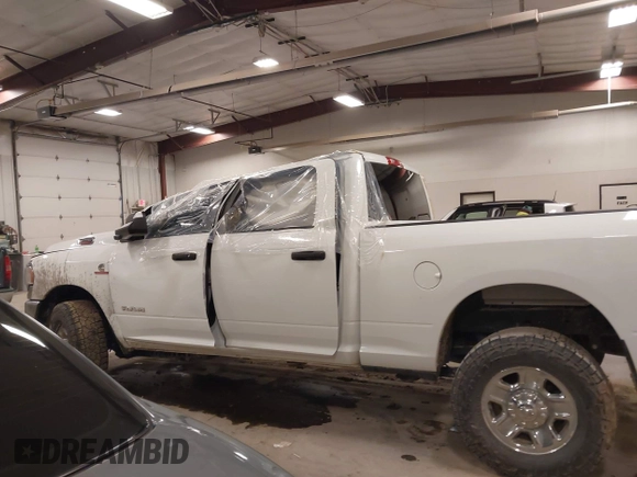 2022 Ram 2500 Big Horn with VIN 3C6UR5DL1NG336663, listed as a IAAI auction lot 41918481 with 53,536 mi miles and . Bid and sale history available at DreamBid. Image 13.