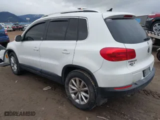 2017 Volkswagen Tiguan Wolfsburg Edition with VIN WVGSV7AX6HK003768, listed as a IAAI auction lot 41137411 with 117,862 mi miles. Bid and sale history available at carsss.com. Image 3.