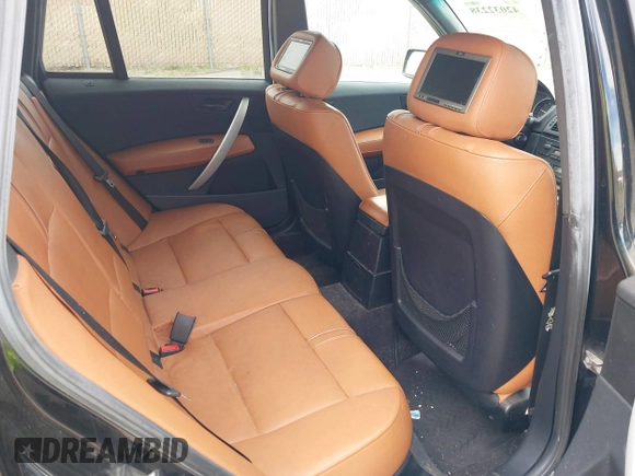 2004 BMW X3 3.0i z VIN WBXPA93474WC30139, wystawiony jako IAAI lot #42032238 z przebiegiem 137 995 mil mil oraz . Historia ofert i sprzedaży dostępna na DreamBid. Obrazek 8.