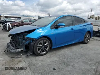 2020 Toyota Prius L Eco with VIN JTDKARFU5L3104913, listed as a Copart auction lot 51335495 with 139,074 mi miles and Salvage Title. Bid and sale history available at DreamBid. Image 1.