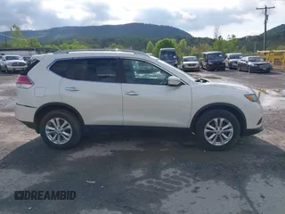 2015 Nissan Rogue SL with VIN 5N1AT2MV5FC897008, listed as a IAAI auction lot 42144349 with 101,155 mi miles and . Bid and sale history available at DreamBid. Image 14.