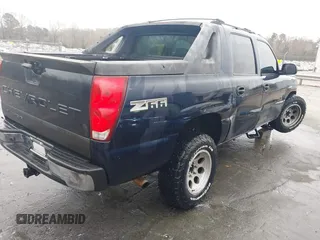 2004 Chevrolet Avalanche Z66 with VIN 3GNEC12T04G328800, listed as a IAAI auction lot 41465085 with 230,192 mi miles and . Bid and sale history available at DreamBid. Image 4.