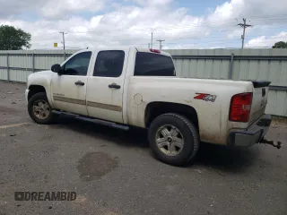 2011 Chevrolet Silverado 1500 LT with VIN 3GCPKSE35BG298230, listed as a Copart auction lot 53154235 with 371,347 mi miles and Salvage Title. Bid and sale history available at DreamBid. Image 2.