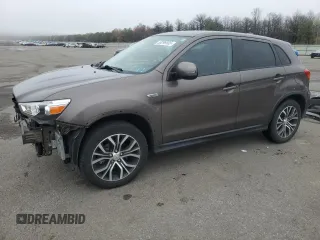 2019 Mitsubishi Outlander ES z VIN JA4AR3AU7KU014836, wystawiony jako Copart lot #55296935 z przebiegiem 14 378 mil mil oraz Szkody całkowita. Historia ofert i sprzedaży dostępna na DreamBid. Obrazek 1.