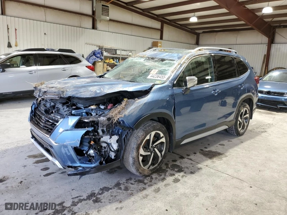 2022 Subaru Forester Touring with VIN JF2SKARC6NH528822, listed as a Copart auction lot 44236455 with 35,190 mi miles and Salvage Title. Bid and sale history available at carsss.com. Image 1.