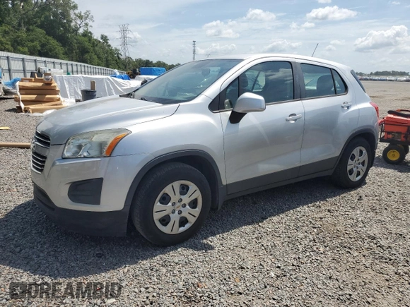2016 Chevrolet Trax LS z VIN 3GNCJKSB8GL240048, wystawiony jako Copart lot #58243975 z przebiegiem 96 362 mil mil oraz Szkoda całkowita • Salvage title. Historia ofert i sprzedaży dostępna na DreamBid. Obrazek 1.