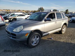 2004 Porsche Cayenne S with VIN WP1AB29PX4LA74460, listed as a Copart auction lot 44071395 with 111,419 mi miles and Clean Title. Bid and sale history available at carsss.com. Image 1.