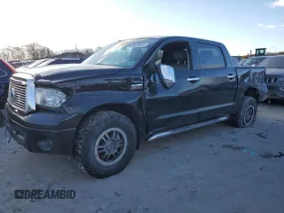 2013 Toyota Tundra Limited z VIN 5TFHY5F17DX289920, wystawiony jako Copart lot #85326944 z przebiegiem 110 295 mil mil oraz Czysty tytuł • Clean title. Historia ofert i sprzedaży dostępna na DreamBid. Obrazek 1.