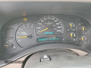 2003 GMC Sierra 1500HD SLE z VIN 1GTGK13UX3F218073, wystawiony jako Copart lot #73334613 z przebiegiem 222 753 mil mil oraz Szkody całkowita. Historia ofert i sprzedaży dostępna na DreamBid. Obrazek 9.