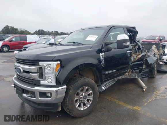 2018 Ford F-250 XL with VIN 1FT7W2BT7JEB71011, listed as a IAAI auction lot 41290319 with 152,310 mi miles and . Bid and sale history available at DreamBid. Image 17.