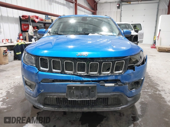 2018 Jeep Compass Altitude with VIN 3C4NJDBB2JT200181, listed as a IAAI auction lot 41374793 with 158,794 mi miles and . Bid and sale history available at carsss.com. Image 12.