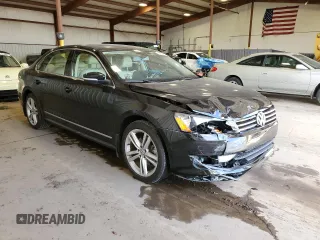 2015 Volkswagen Passat Sport z VIN 1VWBT7A32FC120193, wystawiony jako Copart lot #53448315 z przebiegiem 27 996 mil mil oraz Szkoda całkowita • Salvage title. Historia ofert i sprzedaży dostępna na DreamBid. Obrazek 4.