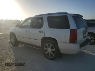 2007 Cadillac Escalade z VIN 1GYFK63887R159583, wystawiony jako Copart lot #77258794 z przebiegiem Nie podano mil oraz Nie do naprawy. Historia ofert i sprzedaży dostępna na DreamBid. Obrazek 2.
