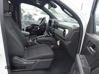 2024 Chevrolet Colorado 2WD LT with VIN 1GCPSCEK4R1172365, listed as a IAAI auction lot 41774526 with 4,836 mi miles. Bid and sale history available at carsss.com. Image 5.