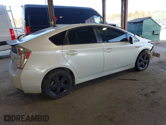 2013 Toyota Prius One with VIN JTDKN3DU7D1639372, listed as a IAAI auction lot 41351781 with 253,735 mi miles. Bid and sale history available at carsss.com. Image 4.