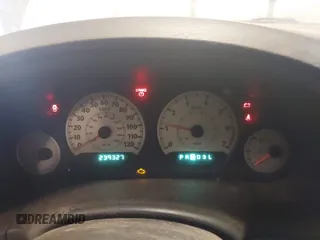 2005 Chrysler Town & Country LX с VIN 2C4GP44RX5R402180, выставлен на аукционе IAAI как лот 42062043 с пробегом 239 327 миль миль и . История ставок и продаж доступна на DreamBid. Изображение 7.