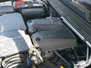 2025 Chevrolet Colorado 4WD ZR2 z VIN 1GCPTFEK6S1116979, wystawiony jako IAAI lot #42477737 z przebiegiem 7 667 mil mil oraz . Historia ofert i sprzedaży dostępna na DreamBid. Obrazek 12.