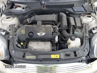 2014 MINI Clubman z VIN WMWZF3C59ET492934, wystawiony jako IAAI lot #42249849 z przebiegiem 153 930 mil mil oraz . Historia ofert i sprzedaży dostępna na DreamBid. Obrazek 10.