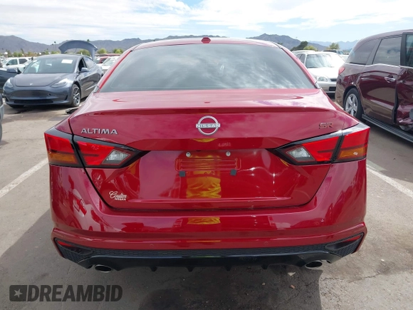 2024 Nissan Altima 2.5 SR with VIN 1N4BL4CV3RN312091, listed as a IAAI auction lot 41911115 with 5,666 mi miles. Bid and sale history available at carsss.com. Image 16.